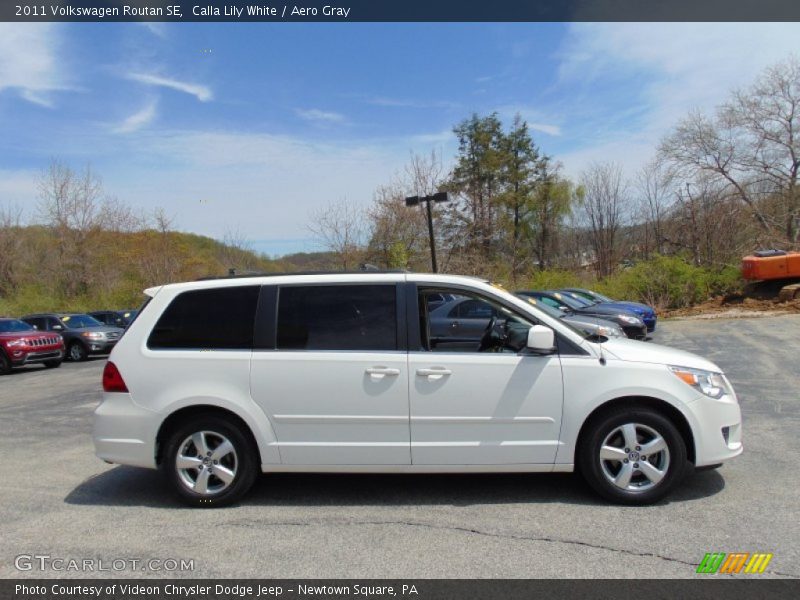 Calla Lily White / Aero Gray 2011 Volkswagen Routan SE