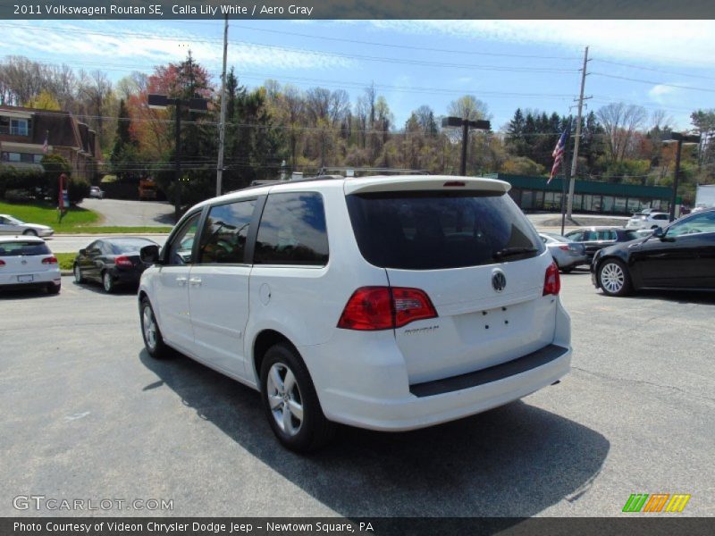 Calla Lily White / Aero Gray 2011 Volkswagen Routan SE