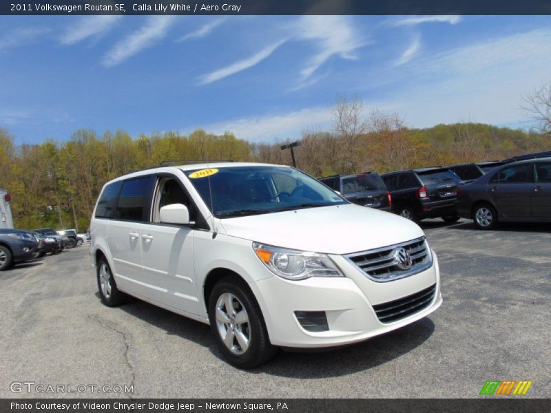 Calla Lily White / Aero Gray 2011 Volkswagen Routan SE