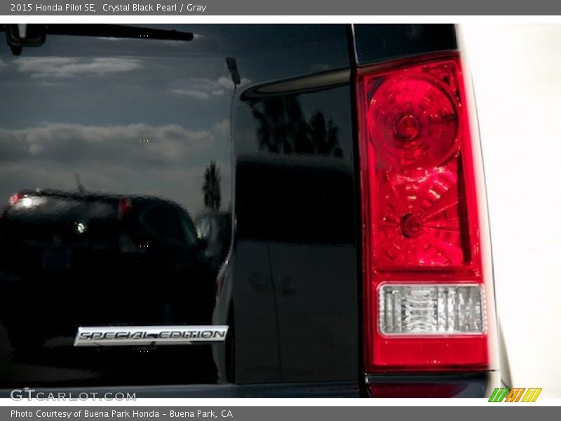 Crystal Black Pearl / Gray 2015 Honda Pilot SE