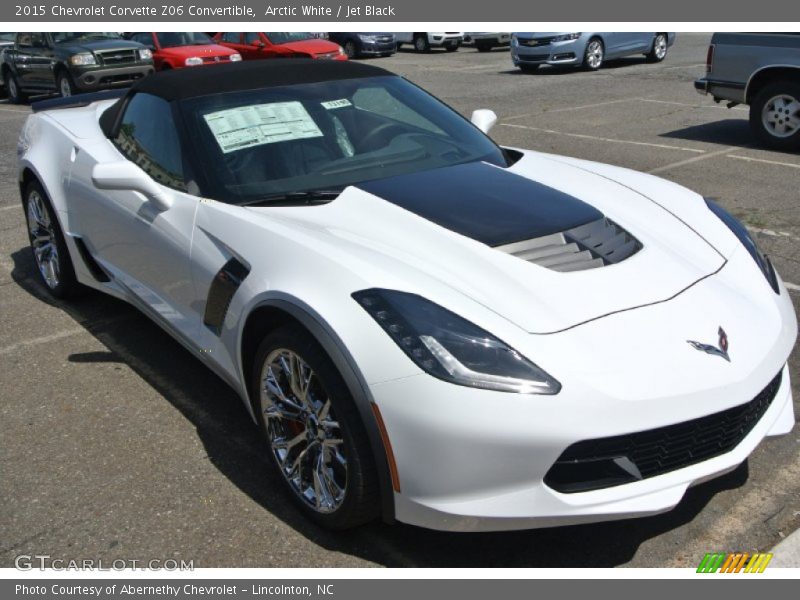 Front 3/4 View of 2015 Corvette Z06 Convertible