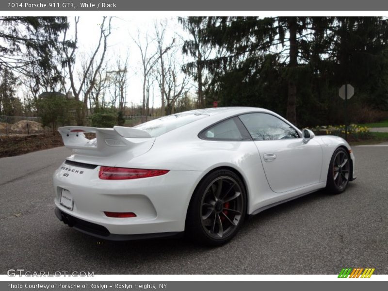 White / Black 2014 Porsche 911 GT3