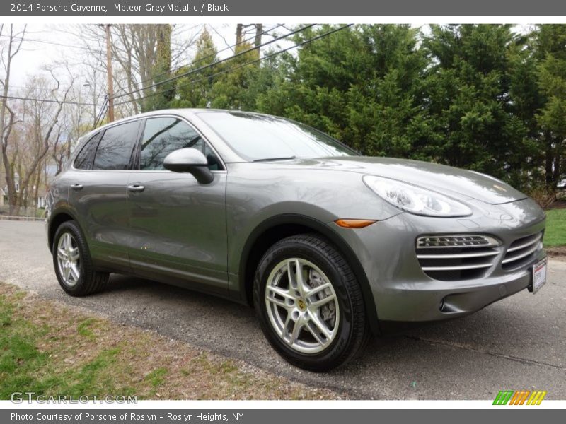 Meteor Grey Metallic / Black 2014 Porsche Cayenne