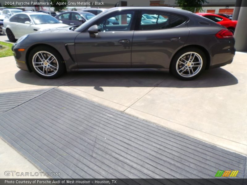 Agate Grey Metallic / Black 2014 Porsche Panamera 4