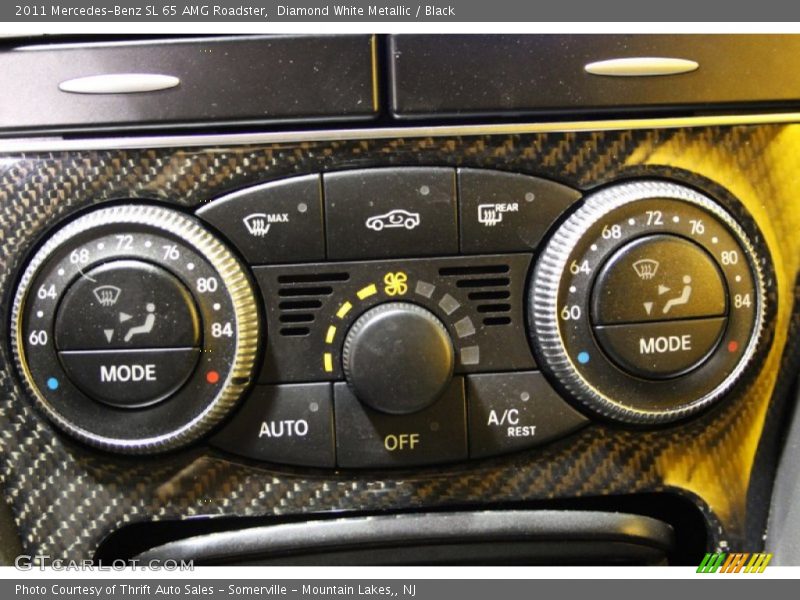 Controls of 2011 SL 65 AMG Roadster