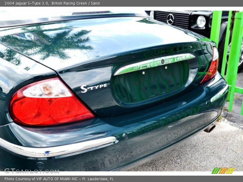 British Racing Green / Sand 2004 Jaguar S-Type 3.0