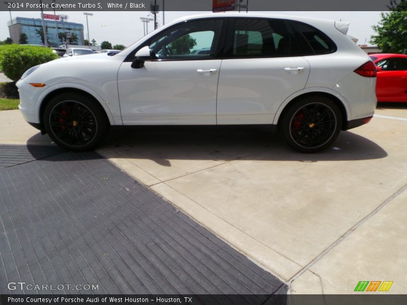 White / Black 2014 Porsche Cayenne Turbo S