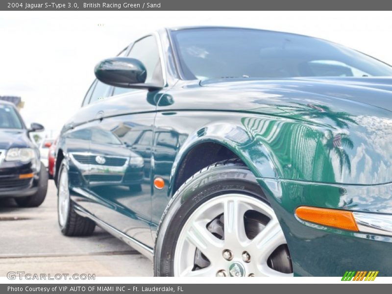 British Racing Green / Sand 2004 Jaguar S-Type 3.0