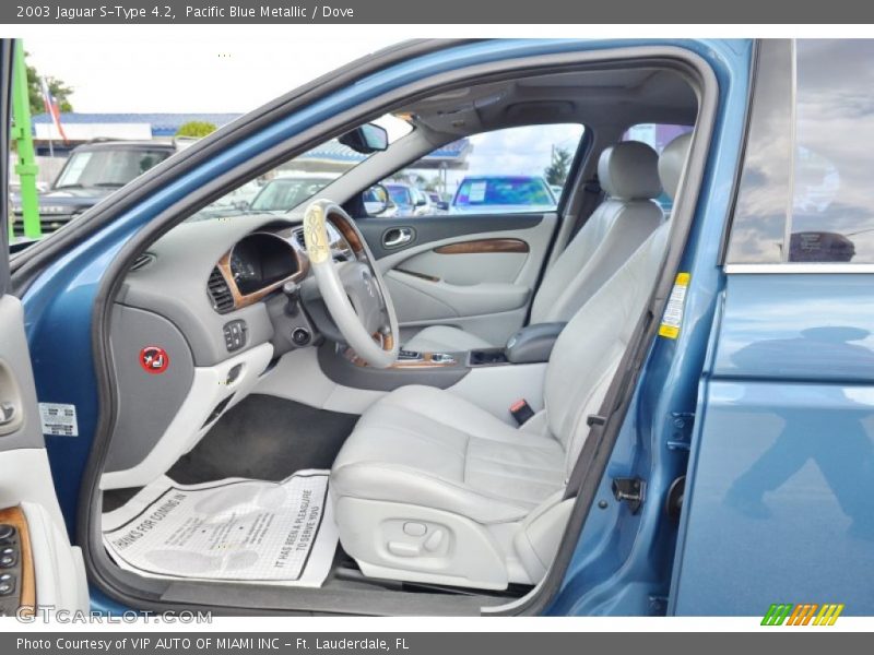 Pacific Blue Metallic / Dove 2003 Jaguar S-Type 4.2
