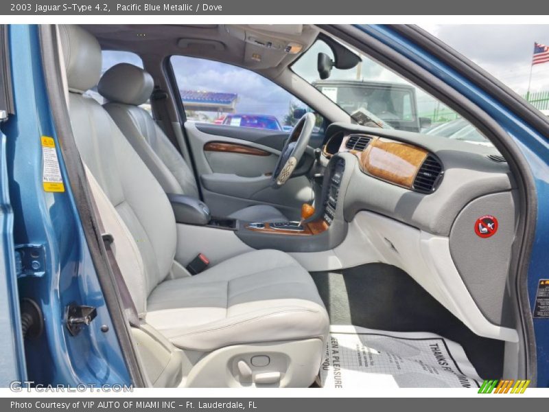 Pacific Blue Metallic / Dove 2003 Jaguar S-Type 4.2