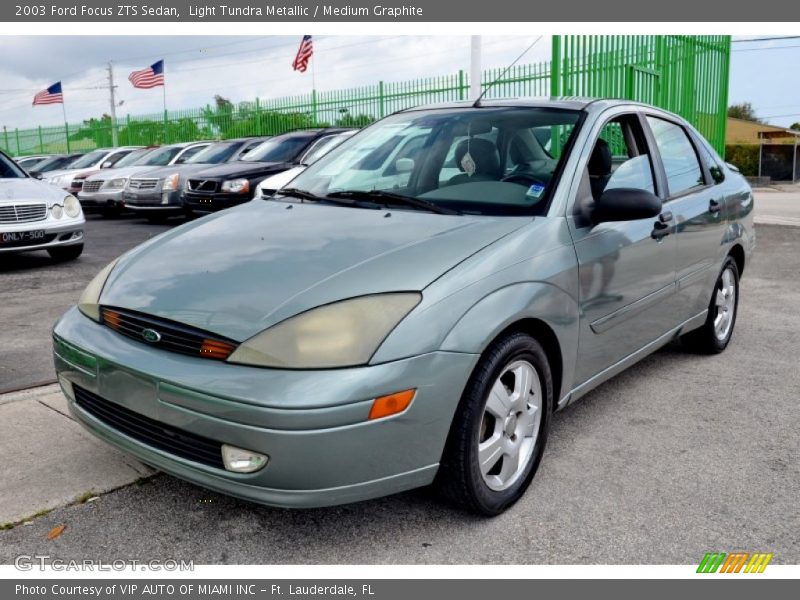 Light Tundra Metallic / Medium Graphite 2003 Ford Focus ZTS Sedan