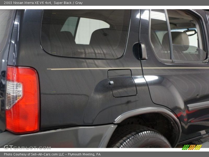 Super Black / Gray 2003 Nissan Xterra XE V6 4x4