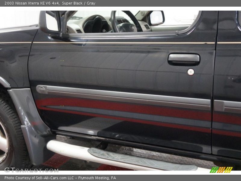 Super Black / Gray 2003 Nissan Xterra XE V6 4x4
