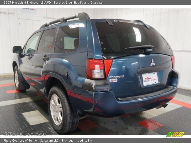 Torched Steel Blue Pearl / Charcoal 2005 Mitsubishi Endeavor LS AWD