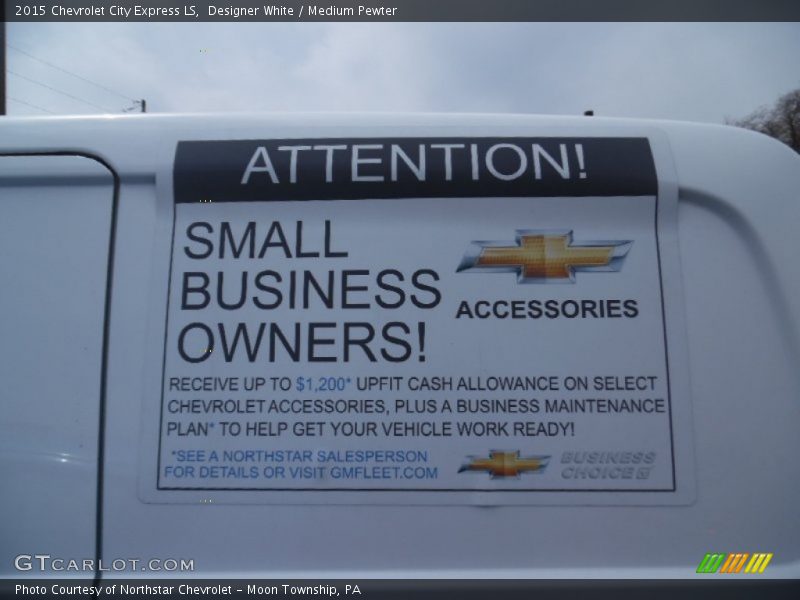 Designer White / Medium Pewter 2015 Chevrolet City Express LS