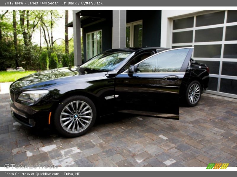 Jet Black / Oyster/Black 2012 BMW 7 Series 740i Sedan