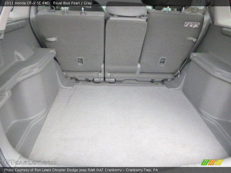 Royal Blue Pearl / Gray 2011 Honda CR-V SE 4WD