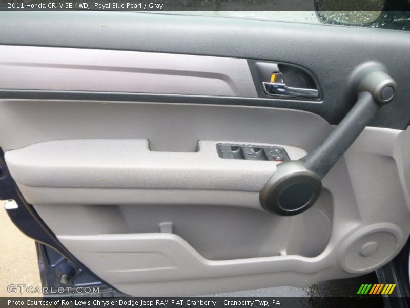 Royal Blue Pearl / Gray 2011 Honda CR-V SE 4WD