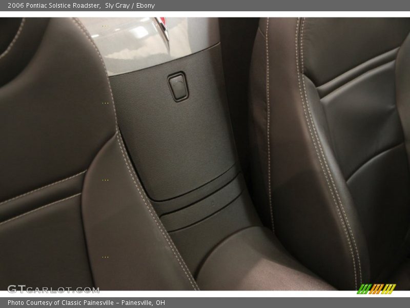 Sly Gray / Ebony 2006 Pontiac Solstice Roadster