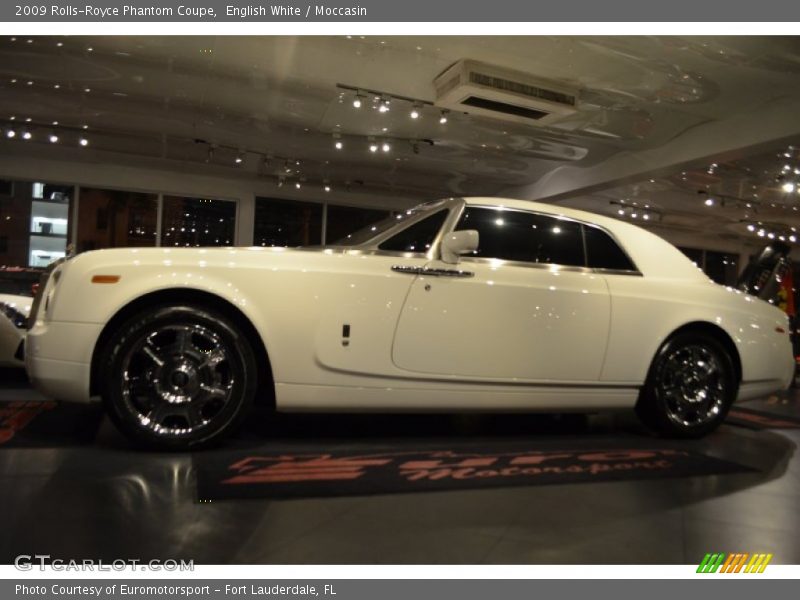 English White / Moccasin 2009 Rolls-Royce Phantom Coupe