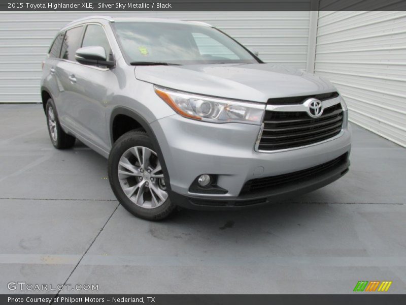 Silver Sky Metallic / Black 2015 Toyota Highlander XLE