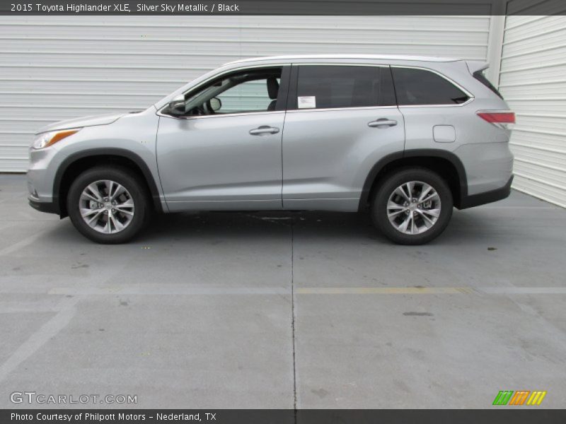 Silver Sky Metallic / Black 2015 Toyota Highlander XLE