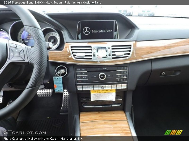 Dashboard of 2016 E 400 4Matic Sedan