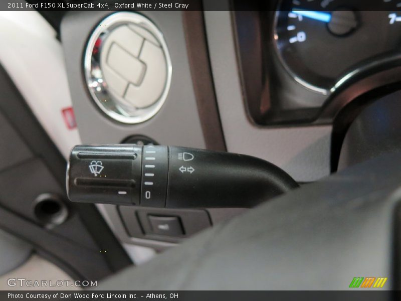 Oxford White / Steel Gray 2011 Ford F150 XL SuperCab 4x4
