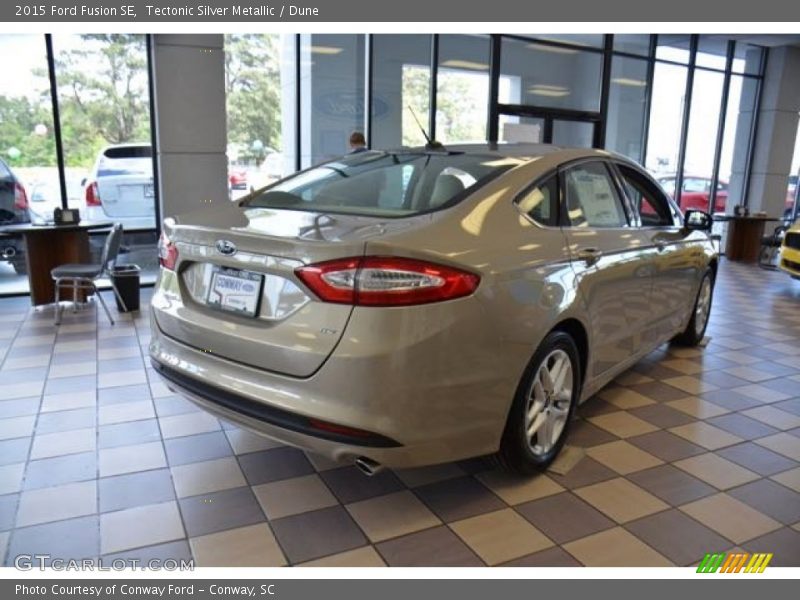 Tectonic Silver Metallic / Dune 2015 Ford Fusion SE