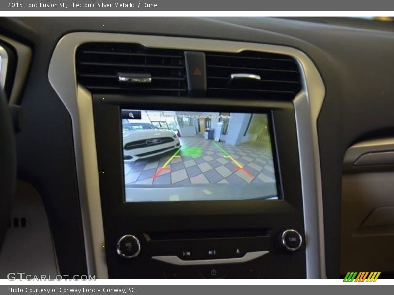 Tectonic Silver Metallic / Dune 2015 Ford Fusion SE