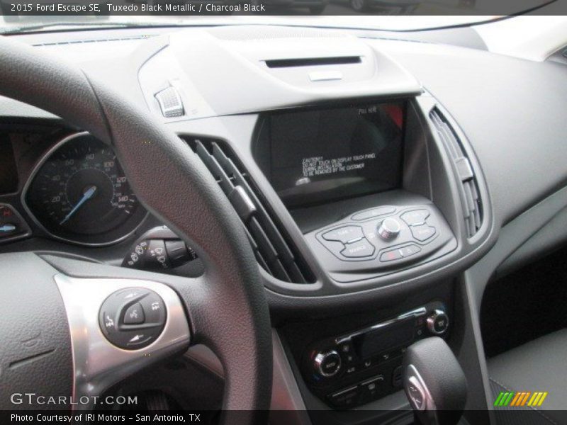 Tuxedo Black Metallic / Charcoal Black 2015 Ford Escape SE