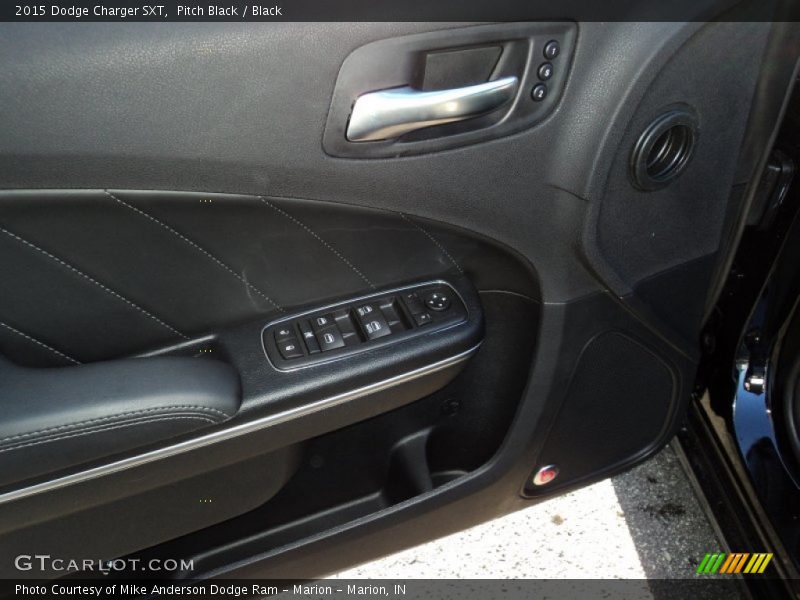 Pitch Black / Black 2015 Dodge Charger SXT