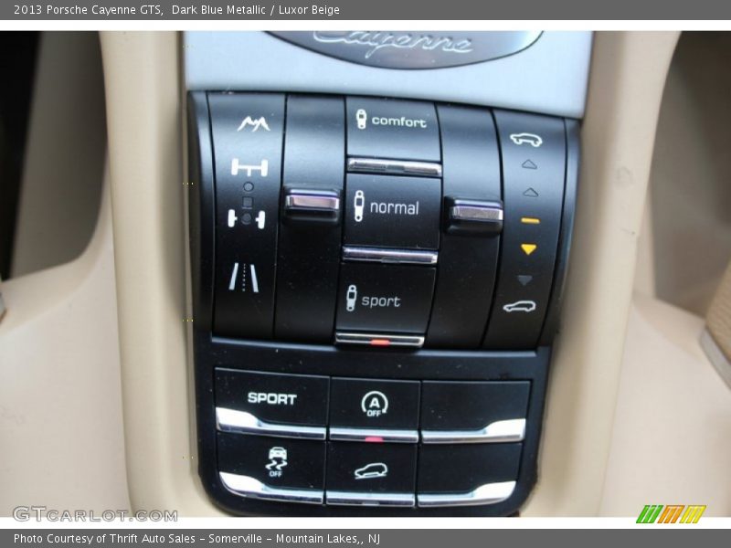Dark Blue Metallic / Luxor Beige 2013 Porsche Cayenne GTS