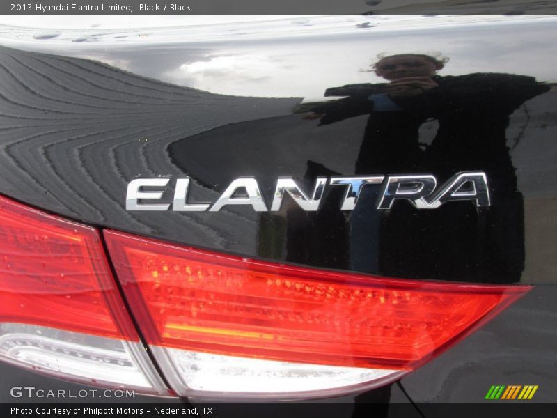 Black / Black 2013 Hyundai Elantra Limited