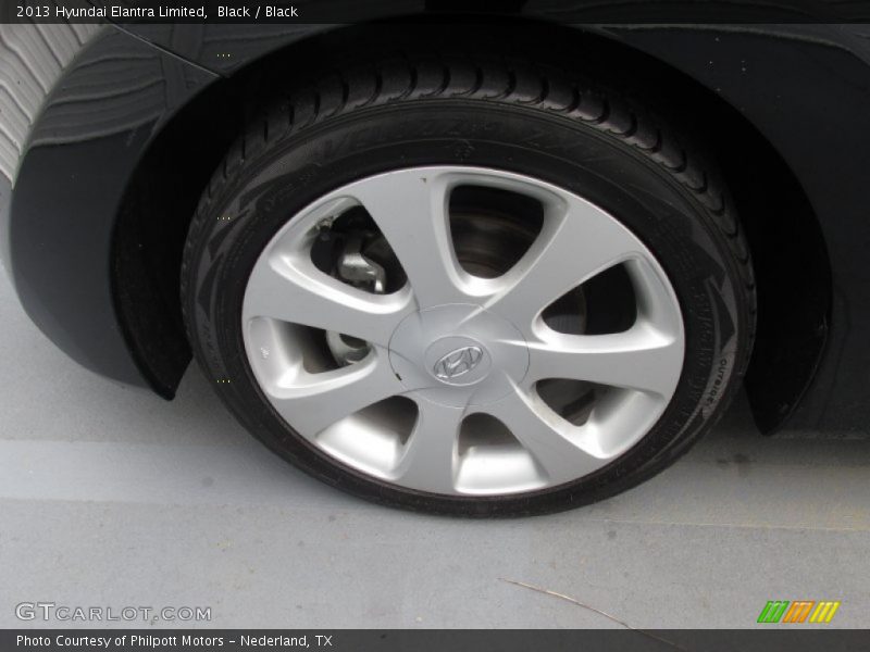 Black / Black 2013 Hyundai Elantra Limited