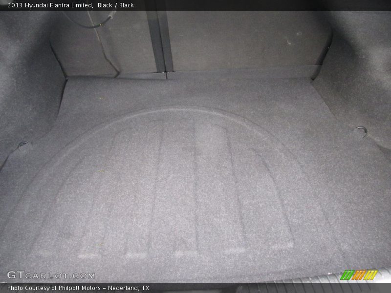 Black / Black 2013 Hyundai Elantra Limited