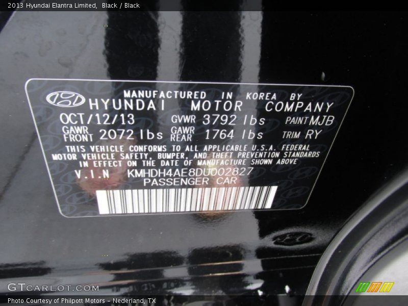 Black / Black 2013 Hyundai Elantra Limited