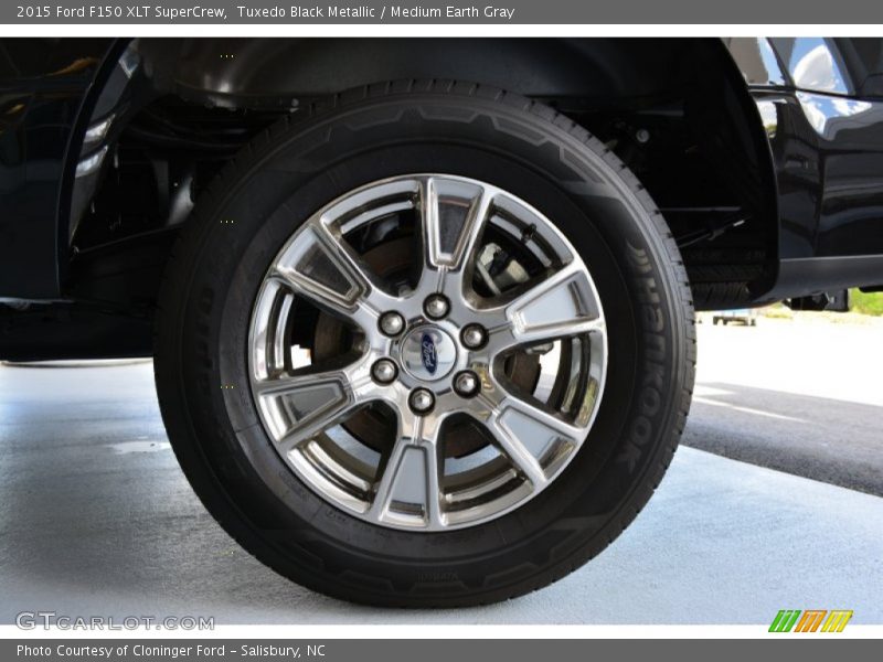 Tuxedo Black Metallic / Medium Earth Gray 2015 Ford F150 XLT SuperCrew