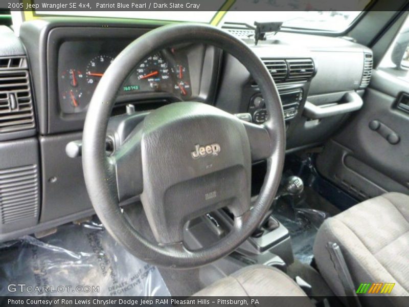 Patriot Blue Pearl / Dark Slate Gray 2005 Jeep Wrangler SE 4x4