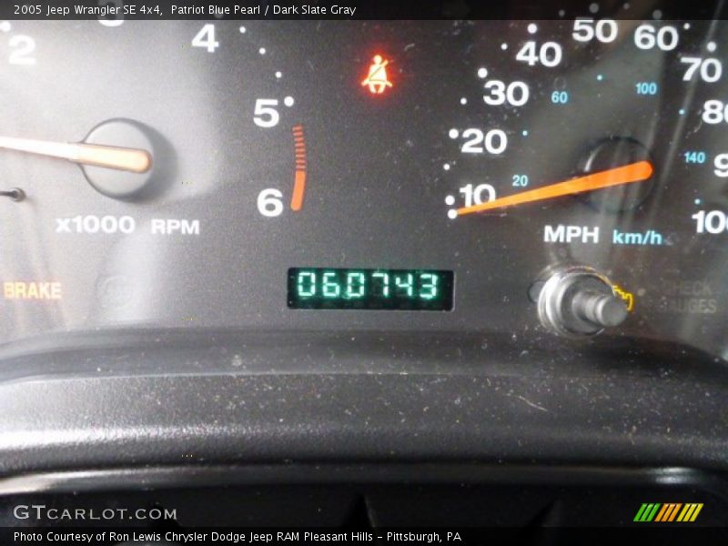 Patriot Blue Pearl / Dark Slate Gray 2005 Jeep Wrangler SE 4x4