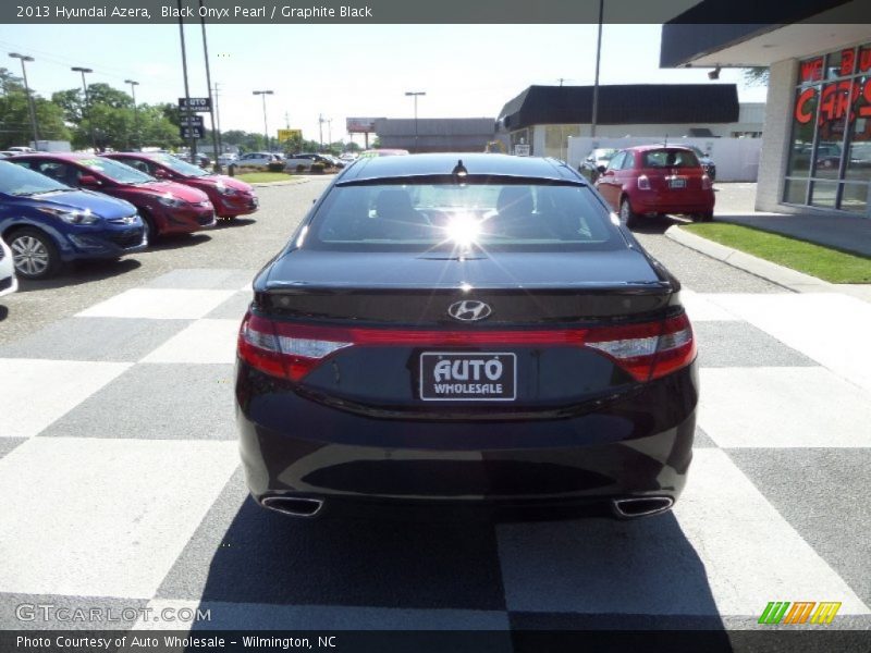 Black Onyx Pearl / Graphite Black 2013 Hyundai Azera