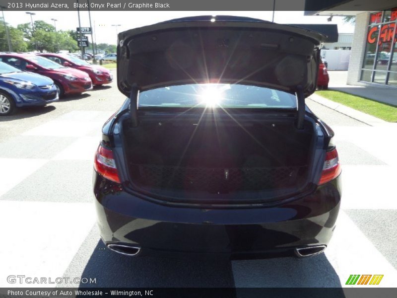 Black Onyx Pearl / Graphite Black 2013 Hyundai Azera