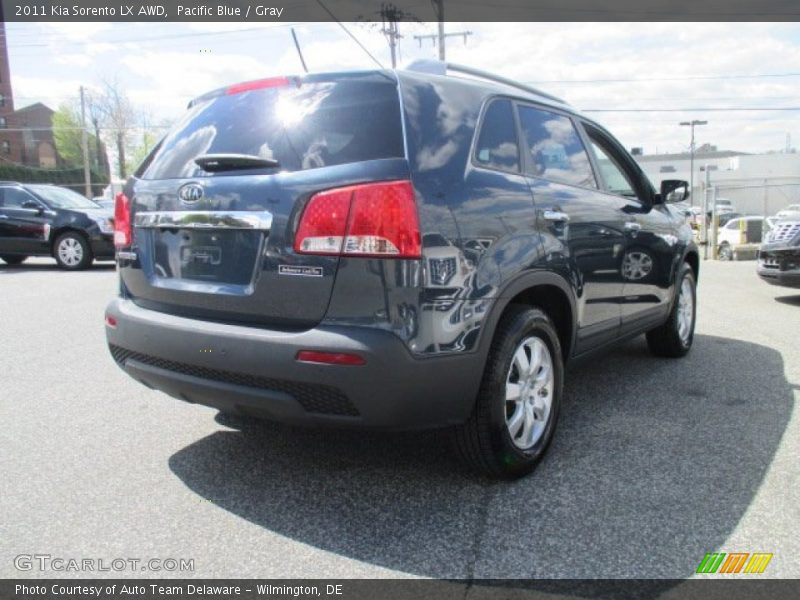 Pacific Blue / Gray 2011 Kia Sorento LX AWD