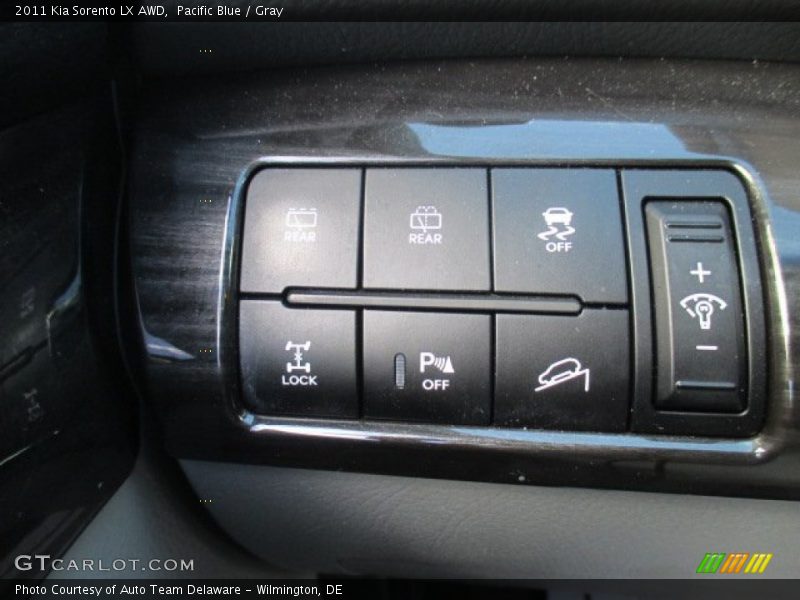 Pacific Blue / Gray 2011 Kia Sorento LX AWD