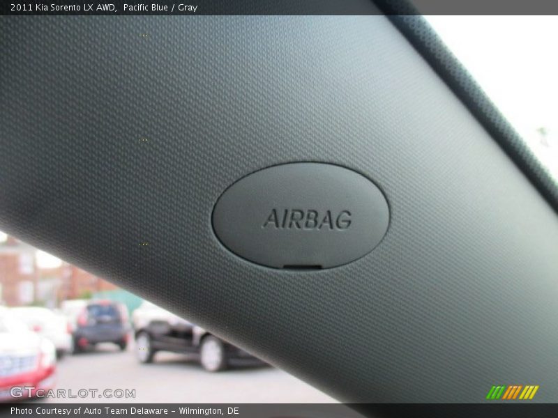 Pacific Blue / Gray 2011 Kia Sorento LX AWD
