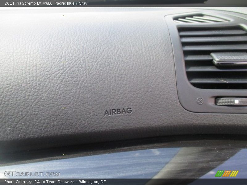Pacific Blue / Gray 2011 Kia Sorento LX AWD