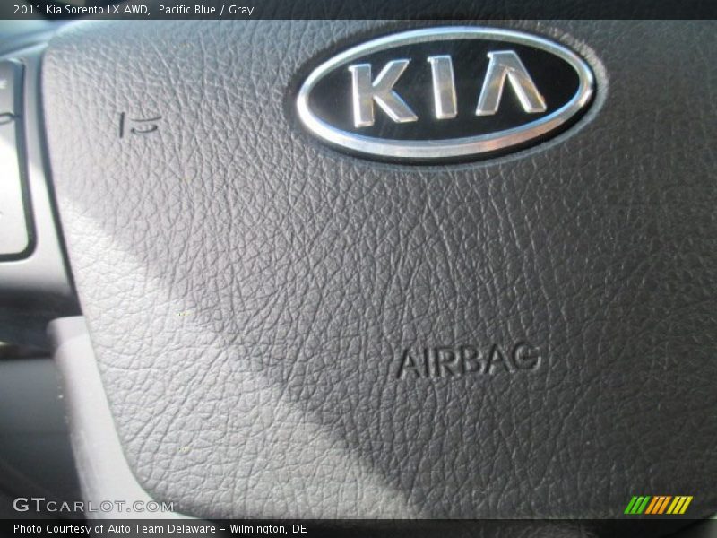 Pacific Blue / Gray 2011 Kia Sorento LX AWD