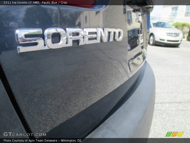 Pacific Blue / Gray 2011 Kia Sorento LX AWD