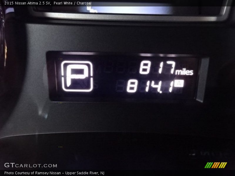 Pearl White / Charcoal 2015 Nissan Altima 2.5 SV