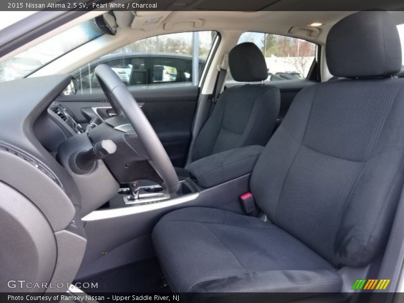 Pearl White / Charcoal 2015 Nissan Altima 2.5 SV